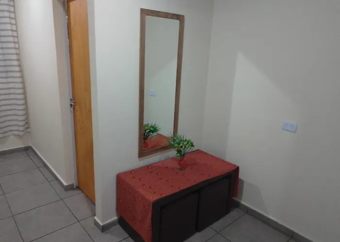 Vc3 Habitacion Amplia Con Bano Privado - Sin Aire Acondicionado Con Ventiladores - Serena Alojamientos