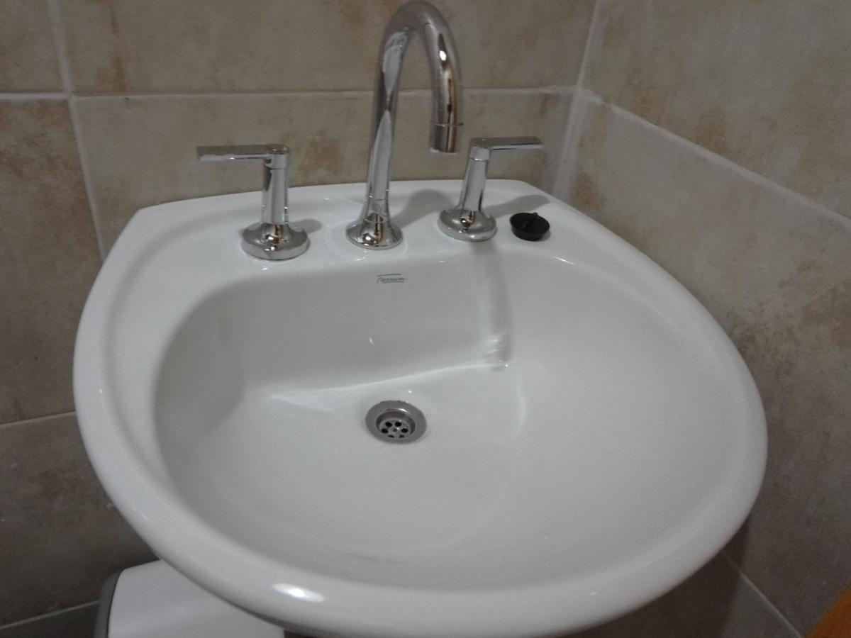 Vc3 Amplia Con Bano Privado - Sin Aire Acondicionado Con Ventiladores - Serena Villa Constitucion